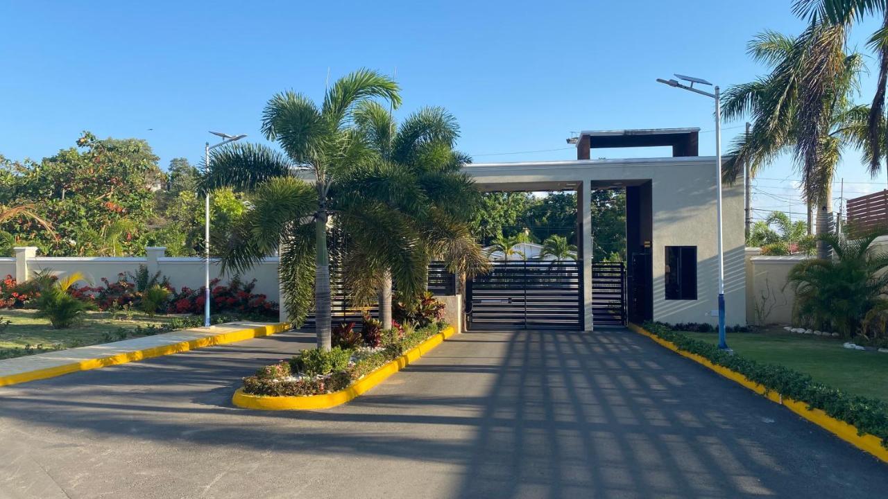 The Roseville Ocho Rios Exterior photo